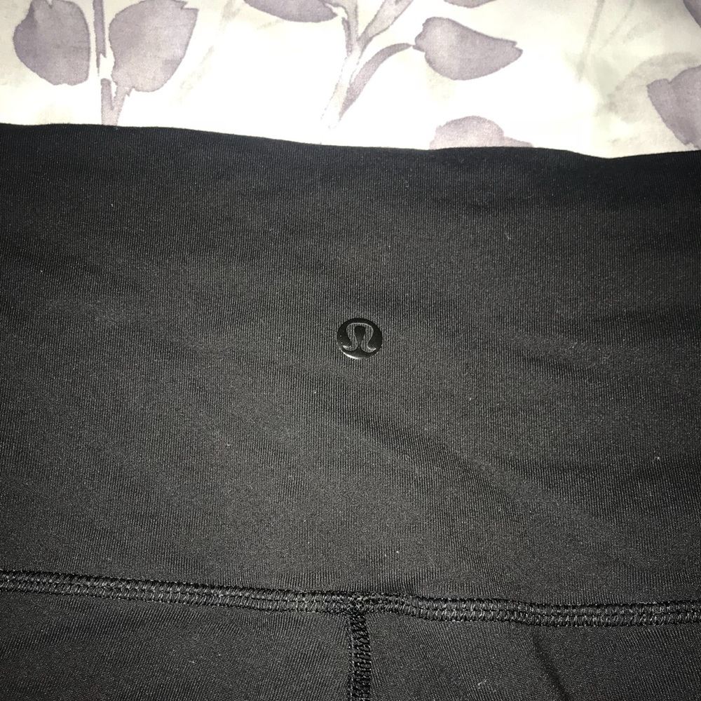 Lululemon leggings!